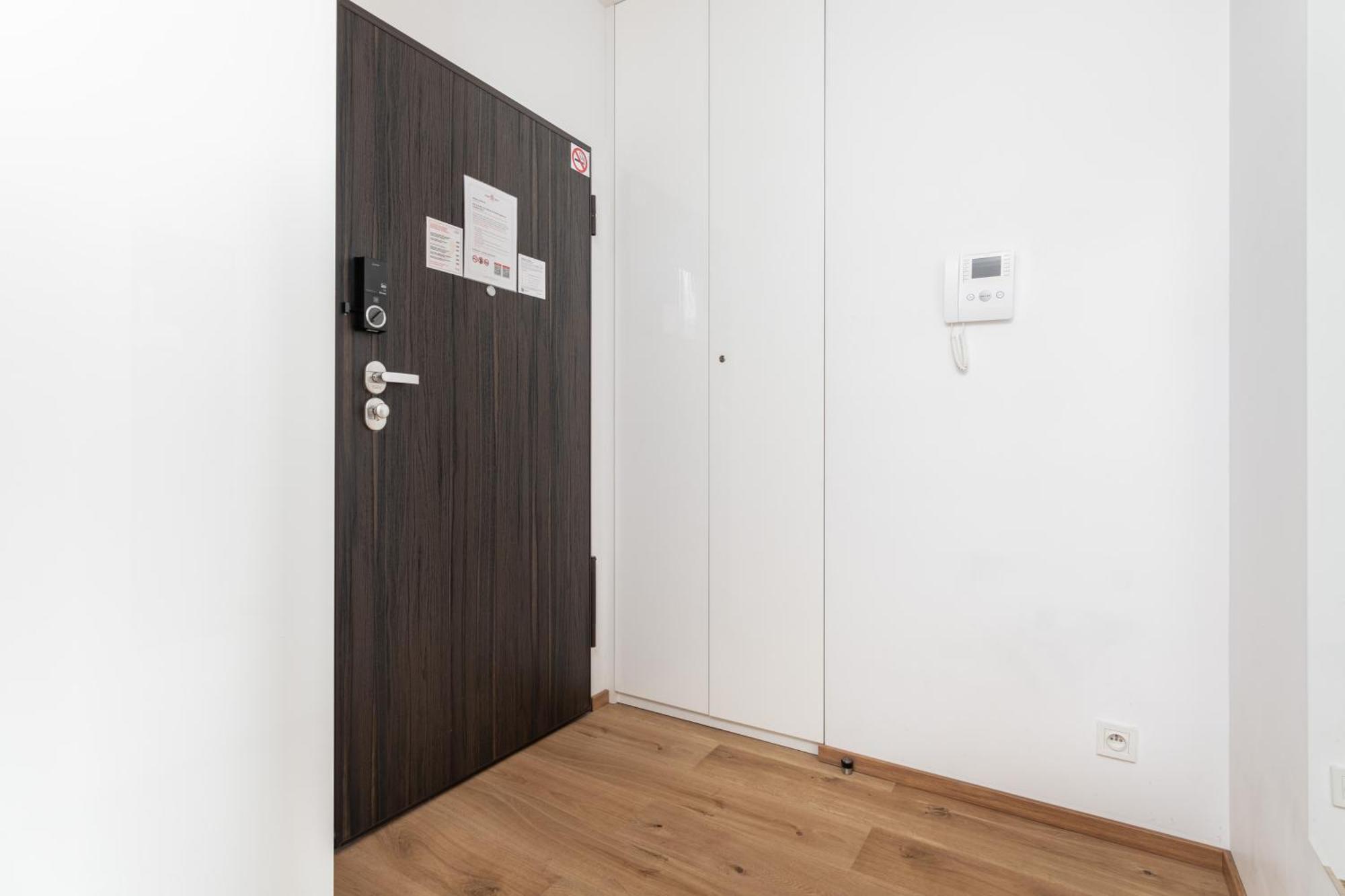 Superapart Grzybowska Apt 177 Varsovia Exterior foto